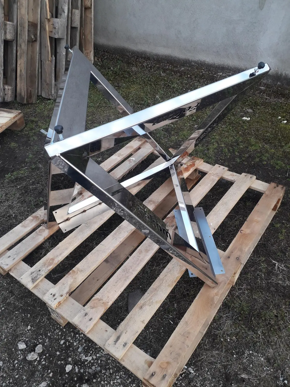 Custom inox oprema za profesionalne kuhinje i ugostiteljstvo